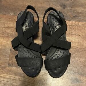 Elegant Black Strappy Sandals Maul